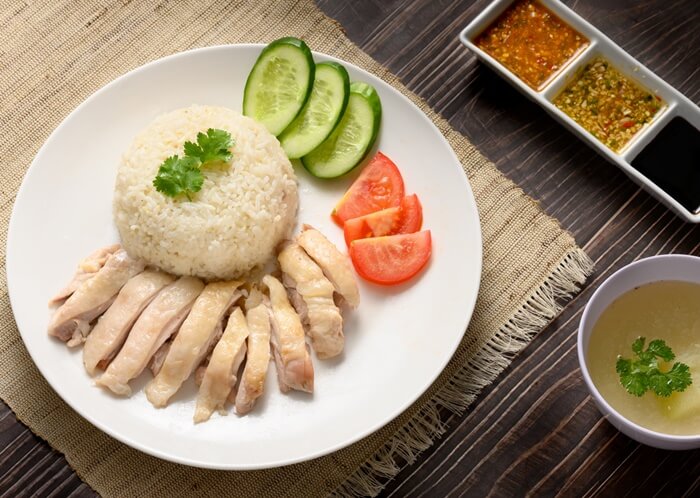 10 อาหารอร่อยริมทาง แคลอรี่สูงปรี๊ด...ต้องระวัง!! - The Bangkok Insight