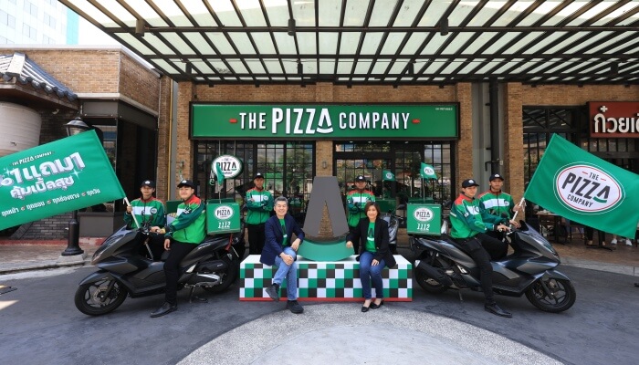 The Pizza Company ภาพคู่ผู้บริหาร